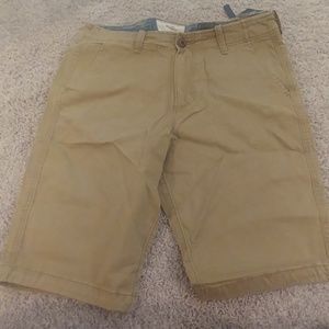 NWT hollister cali longboard fit 12 inch inseam